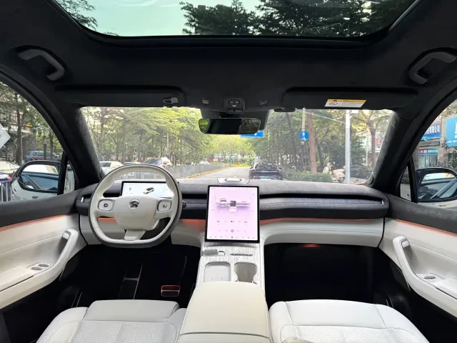 Nio ES7 — Фото автомобиля 8