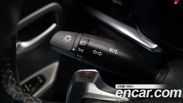Kia Niro — Фото автомобиля 17
