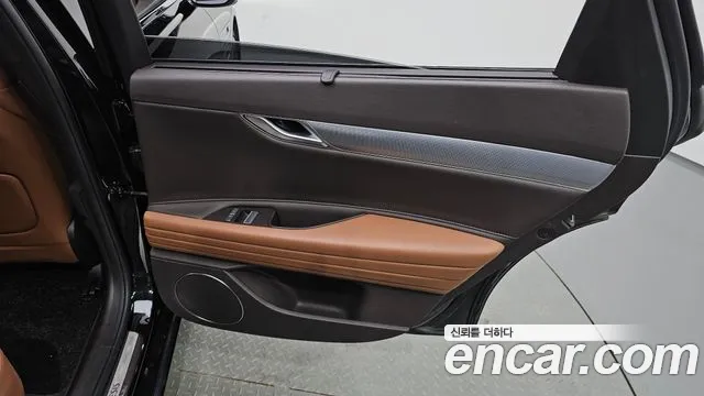 Genesis G80 Бензин 2.5 турбо AWD — Фото автомобиля 24