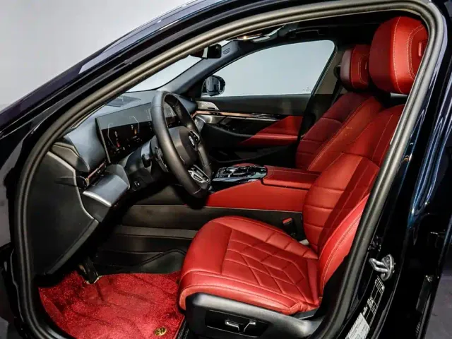 BMW 5 Series — Фото автомобиля 9