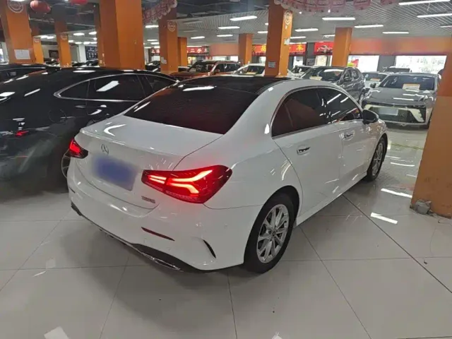 Mercedes-Benz A-Class — Фото автомобиля 6