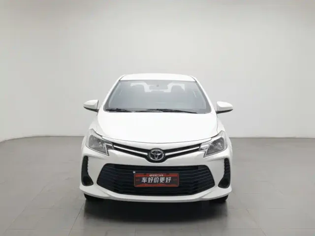Toyota Vios — Фото автомобиля 3