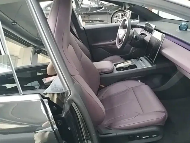 Nio ET5 Touring — Фото автомобиля 24