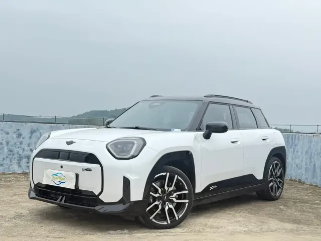 Фотография автомобиля — MINI Electric MINI ACEMAN