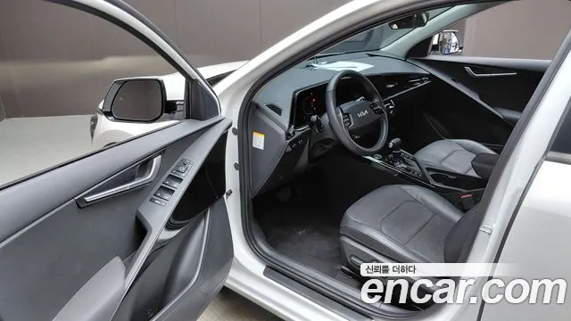 Kia Niro The All New Niro — Фото автомобиля 15