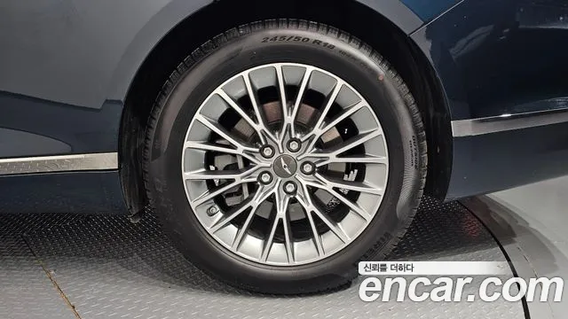 Genesis G80 RG3 — Фото автомобиля 6