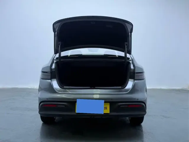 BYD Seal 05 DM-i — Фото автомобиля 11