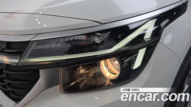 Kia Seltos New — Фото автомобиля 7