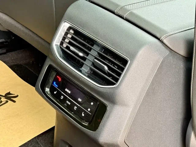 Volkswagen Talagon — Фото автомобиля 25