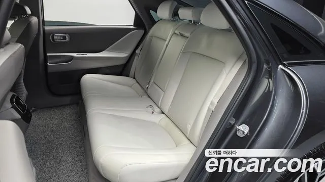 Hyundai Ioniq6 — Фото автомобиля 6