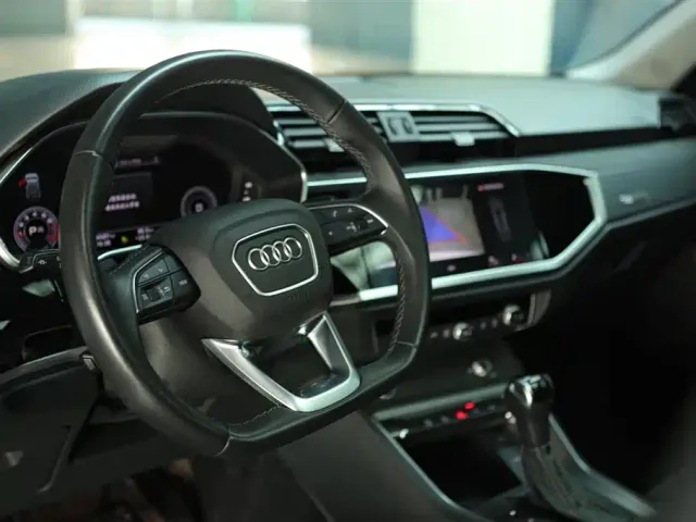 Audi Q3 — Фото автомобиля 13