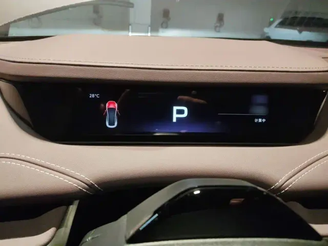 Xiaomi SU7 — Фото автомобиля 3