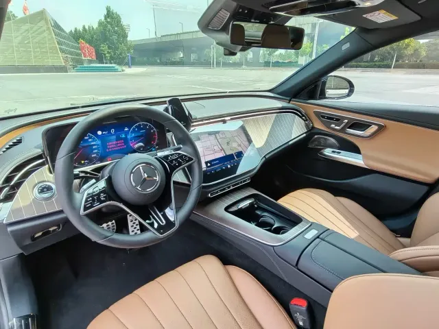 Mercedes-Benz Mercedes-Benz E-Class 2024 Facelift E 300 L Fashion — Фото автомобиля 16