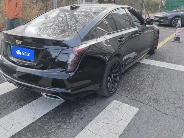 Cadillac CT5 — Фото автомобиля 3