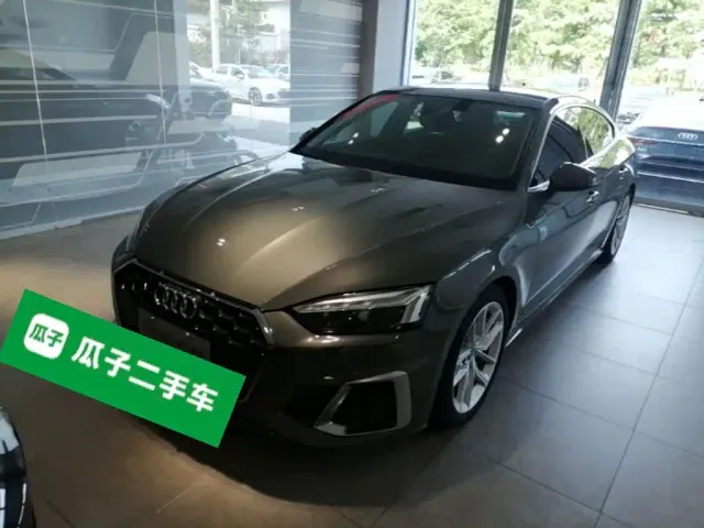 Фотография автомобиля — Audi A5