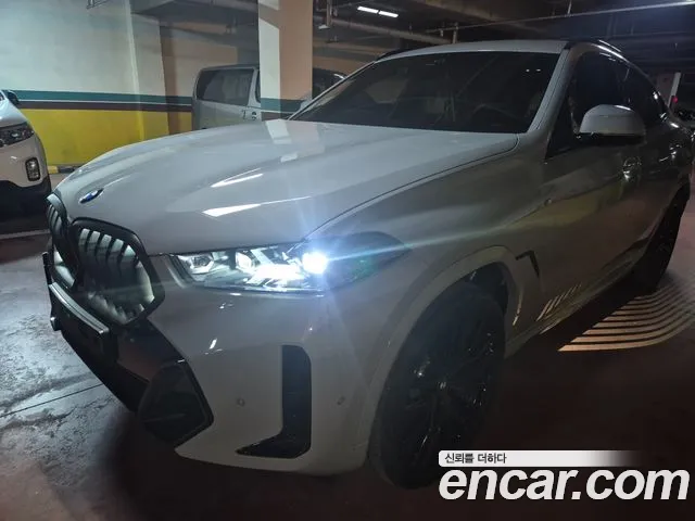 Фотография автомобиля — BMW X6 G06