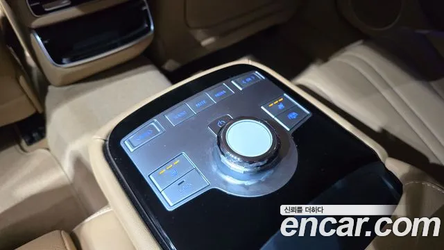 Genesis G80 Бензин 3.5 турбо AWD — Фото автомобиля 18