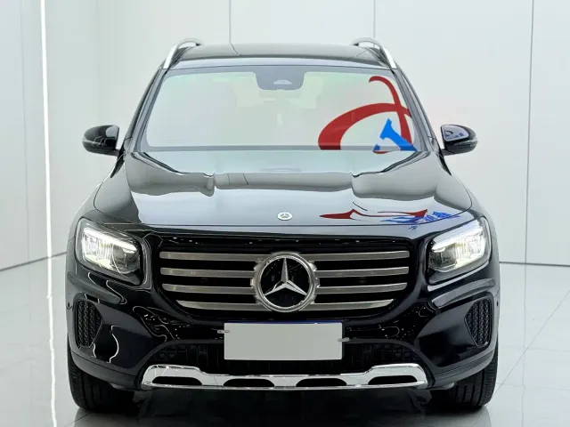 Mercedes-Benz GLB-Class — Фото автомобиля 3