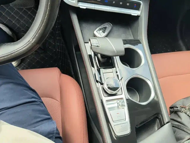 Changan Eado — Фото автомобиля 13