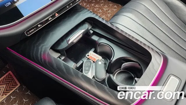 Mercedes-Benz E-Class W214 — Фото автомобиля 24