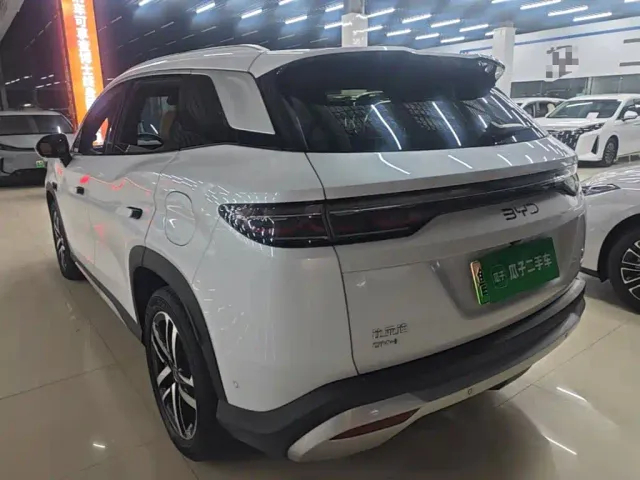 BYD Song L DM-i — Фото автомобиля 22
