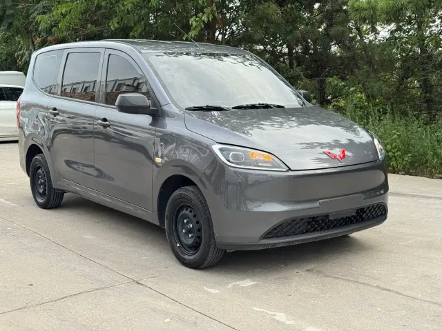 Wuling Hongguang — Фото автомобиля 2