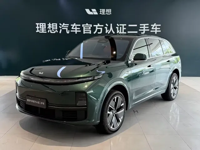 Li Auto L7 — Фото автомобиля 4
