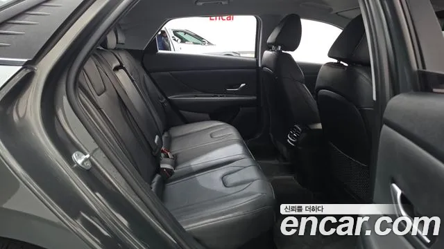 Hyundai Avante CN7 — Фото автомобиля 17