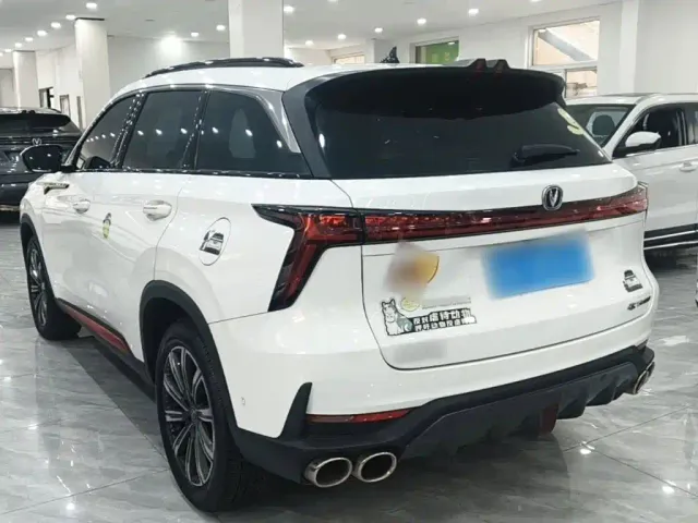 Changan CS75 Plus — Фото автомобиля 4