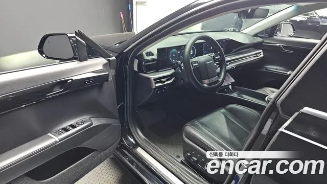 Hyundai Grandeur GN7 — Фото автомобиля 10