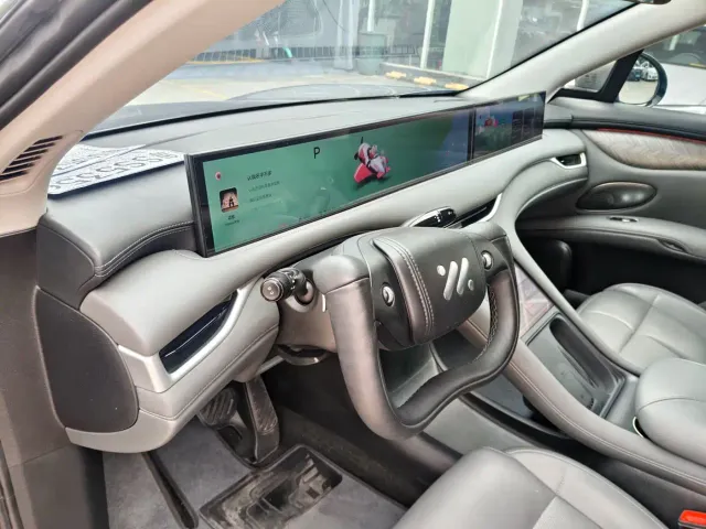 IM Motors LS6 — Фото автомобиля 11