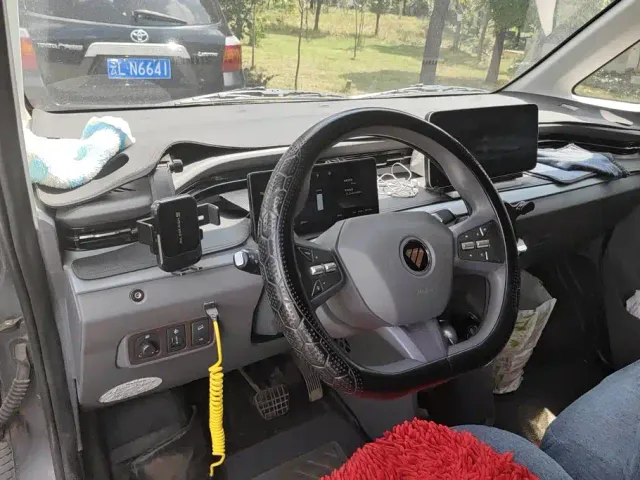 Foton Fengjing i7 — Фото автомобиля 12