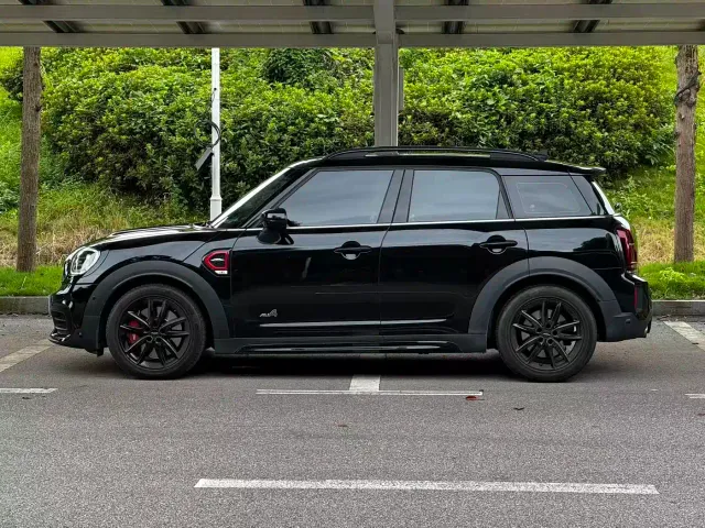 MINI JCW COUNTRYMAN — Фото автомобиля 3