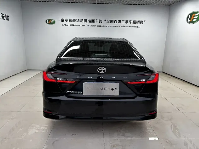 Toyota Camry — Фото автомобиля 6