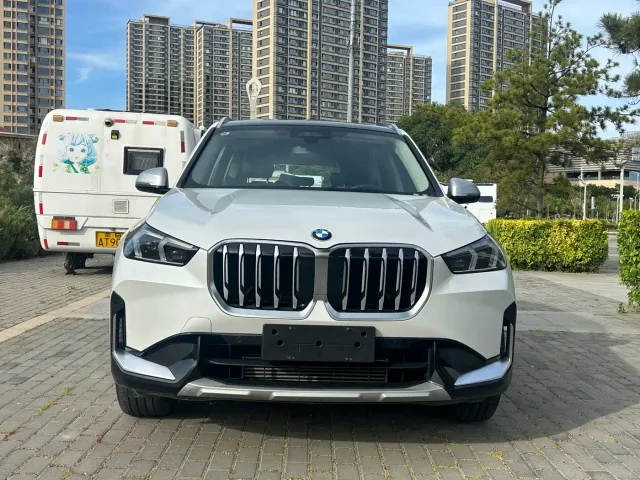 BMW X1 — Фото автомобиля 2