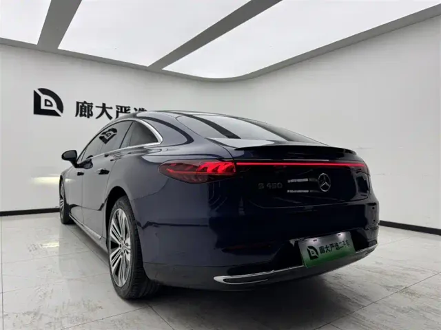 Mercedes-Benz EQS — Фото автомобиля 5