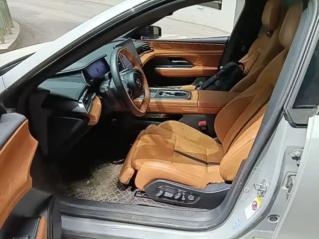 Mazda EZ-6 — Фото автомобиля 14