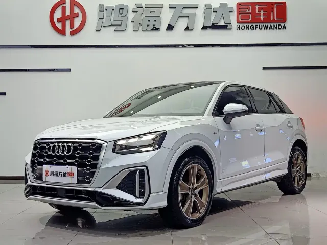 Фотография автомобиля — Audi Q2L