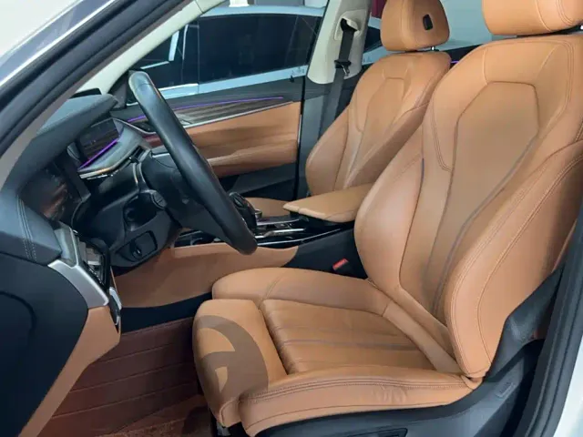 BMW 6 Series Gran Turismo — Фото автомобиля 5