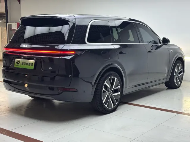 Li Auto L9 — Фото автомобиля 5