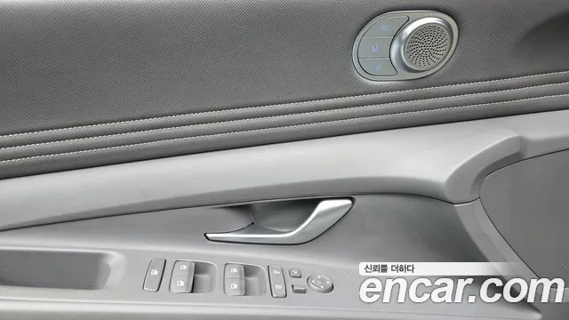 Hyundai AVANTE Новый Avante (CN7) — Фото автомобиля 18