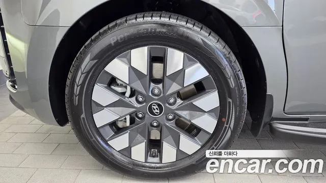 Hyundai Staria — Фото автомобиля 5