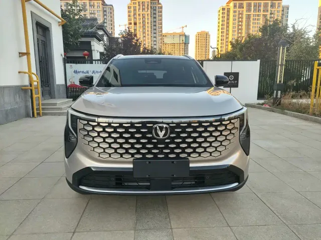 Changan CS55 Plus — Фото автомобиля 7