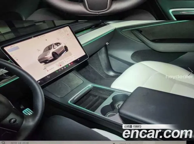 Tesla Model Y — Фото автомобиля 16
