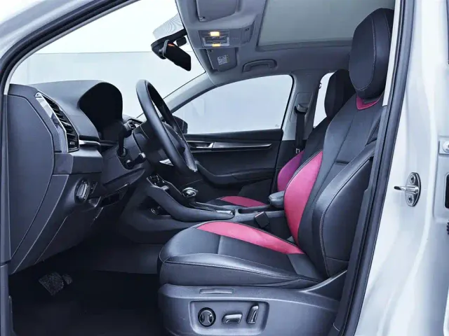Skoda Karoq — Фото автомобиля 15