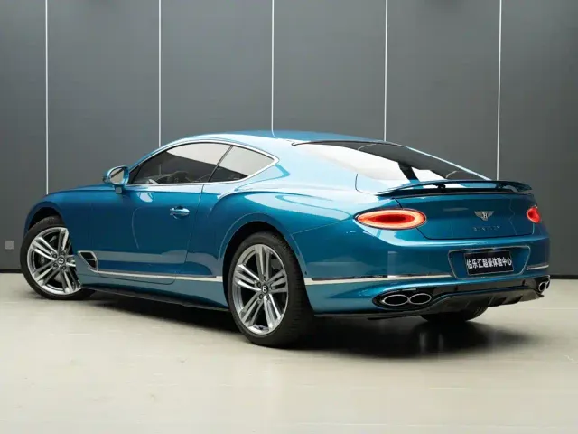 Bentley Continental — Фото автомобиля 5