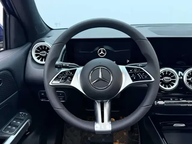Mercedes-Benz GLB-Class — Фото автомобиля 9