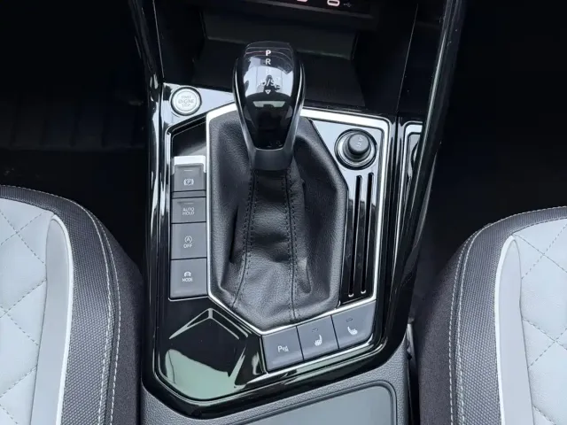 Volkswagen Tayron 2023 280TSI 2WD Luxury Plus Advanced Edition — Фото автомобиля 17