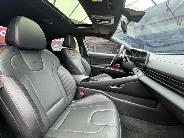 Hyundai Elantra — Фото автомобиля 20