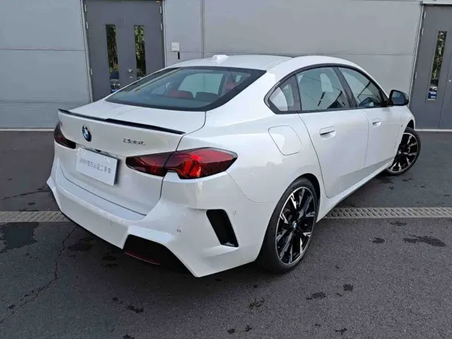 BMW 2 Series — Фото автомобиля 4